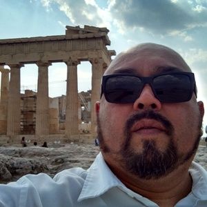 Meet your Posher, Luis